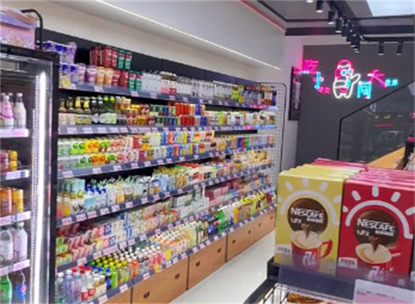 粉白熊零食省钱超市加盟